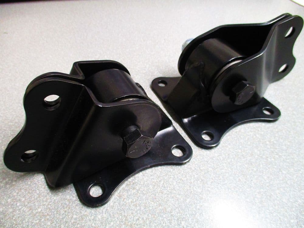 Race Engine Mounting Set 626