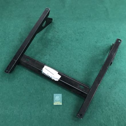 Seat Mounting, Passenger RHD | 358