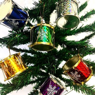 24 x CHRISTMAS TREE BAUBLE DECORATION MIXED COLOURS drum snowflake xmas ornament