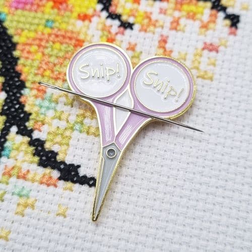 Embroidery Scissors Needle Minder from Meloca Designs