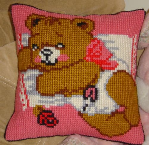 Gobelin-L Baby Bear Pink Stamped Cross Stitch Kit