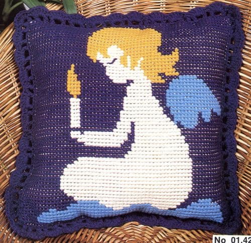 Gobelin-L Praying Angel Stamped Cross Stitch Kit