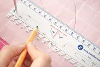 Hemline Sewing Gauge: 21 x 4.5cm