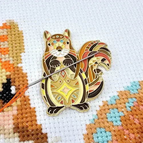 Mandala Squirrel Needle Minder from Meloca Designs