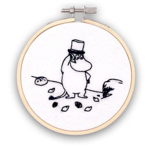 Moomin Moominpappa's Seashell Discovery Mini Embroidery Kit