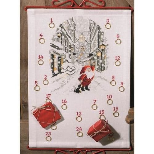 Permin Santa in the City Advent Christmas Kit