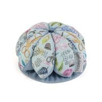 Pin Cushion: with Scissors: Sewing Scissors