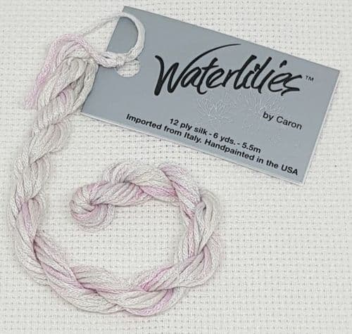 Powder Puff 334 Caron Waterlilies