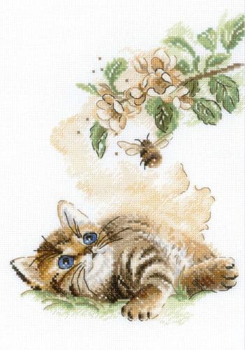 RIOLIS Flight of the Bumble Bee Counted Cross Stitch Kit