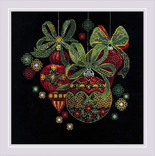 RIOLIS Holiday Ornaments Counted Cross Stitch Kit