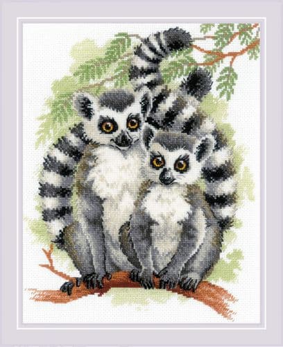 RIOLIS Lemurs Counted Cross Stitch Kit
