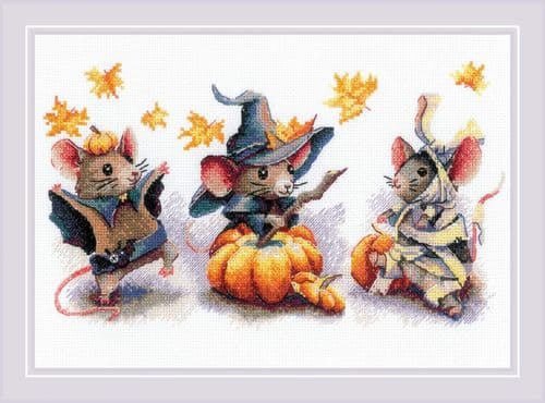 RIOLIS Spooky Mouse Trio Counted Cross Stitch Kit