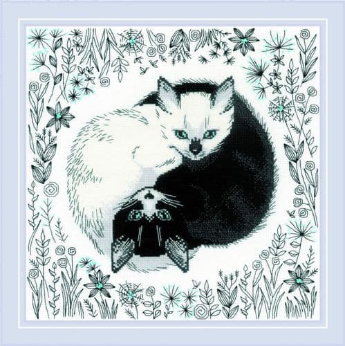 RIOLIS Yin and Yang Counted Cross Stitch Kit
