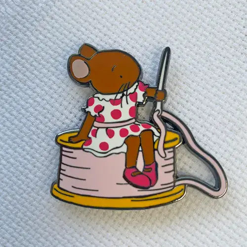 Sewing Mouse Needle Minder