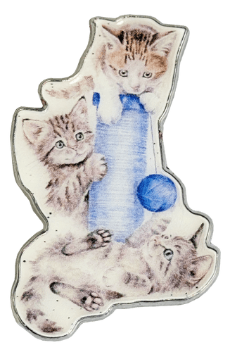 Three's A Crowd Needle Minder by Bothy Threads