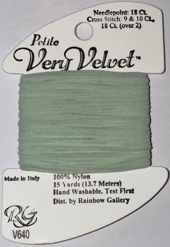 V640 Blue Blush Petite Very Velvet thread