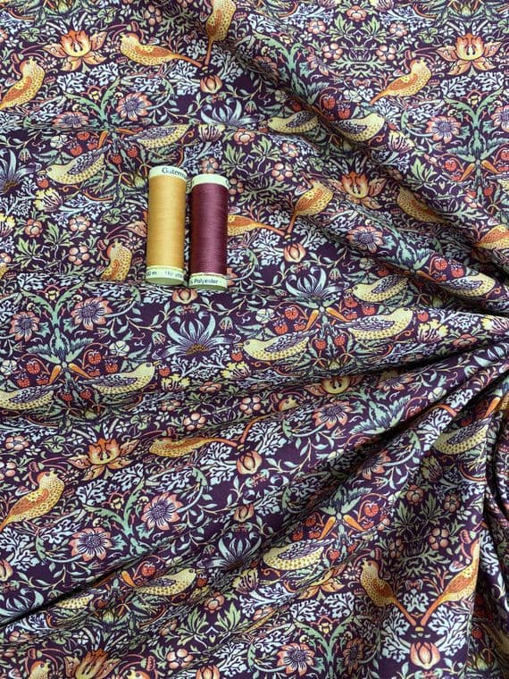 STRAWBERRY THIEF BORDEAUX - Orange Birds on Bordeaux Cotton Quilting Dressmaking Fabric