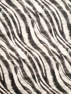 TAHITI ZEBRA: BLACK ON GREY