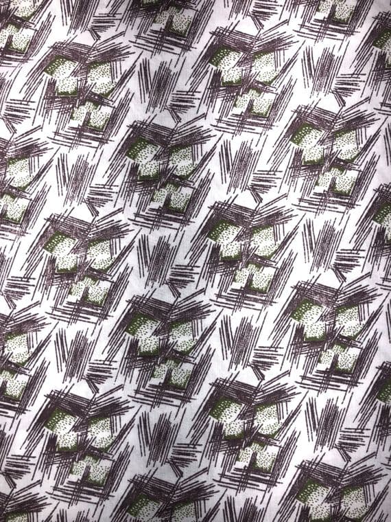 VINTAGE COTTON: Retro Linear Design, Brown and Green