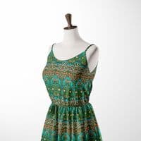 William Morris Tulip - 100% Cotton  Dressmaking Craft Fabric