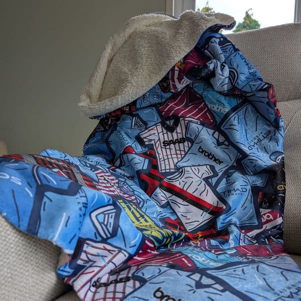 Legendary Kits Sherpa Blanket