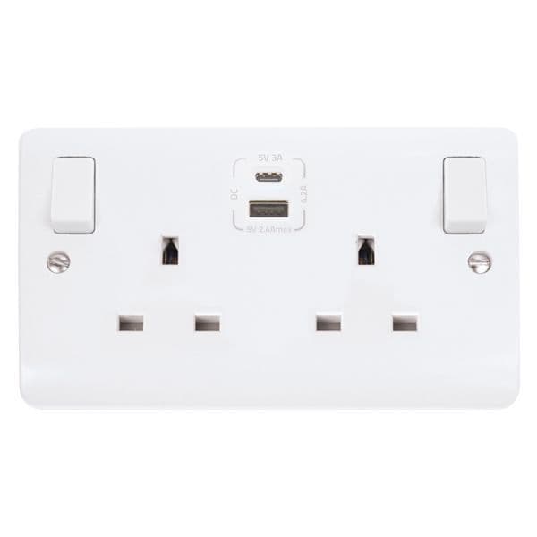 Scolmore Click White Plastic Mode 2 Gang 13A 1x USB-A 1x USB-C 4.2A 1 Pole Switched Socket