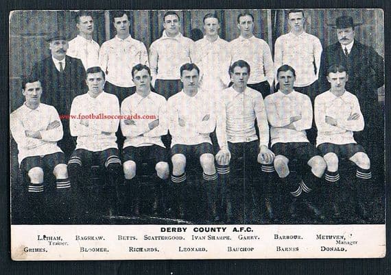 1910 -12 Steve Bloomer Derby County team postcard