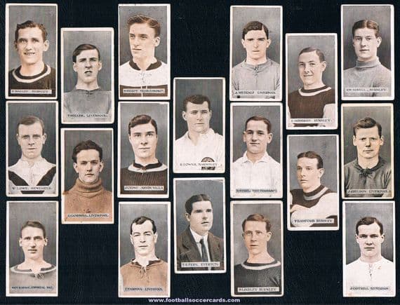 1914 BARGAIN Wills Scissors Famous Footballers 18 soccer greats cigarette cards less than £4 each!
