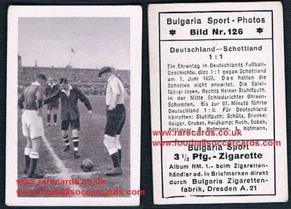 1929 Jock Hutton Scotland Linfield Blackburn Aberdeen v Germany Bulgaria cig card