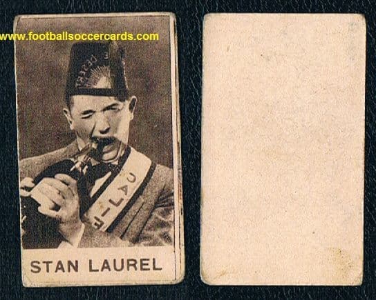 1930s Stan Laurel Hardy Italian card Stanley opens the corked bottle of Champagne