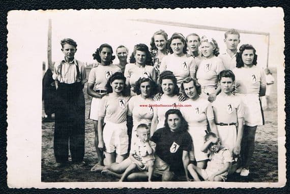 1947 Women's football team Hungary, Kodak post card