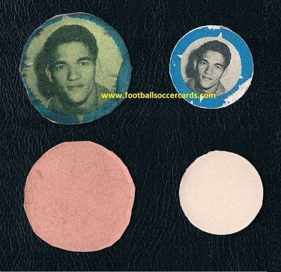 1958 Garrincha pogs packet-issue cards Guara & Columbia issues CUT AS INTENDED 1 redemption