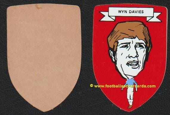 1971 Wyn Davies MAN CITY variant BAB caricature shield sticker with unused backing paper, as new
