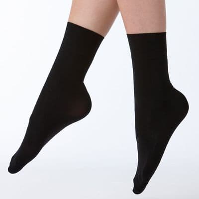 SILKY Dance Essential Ballet Socks Lightweight 60 Denier Black