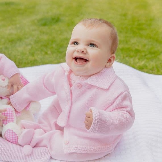 Pink cardigan with collar