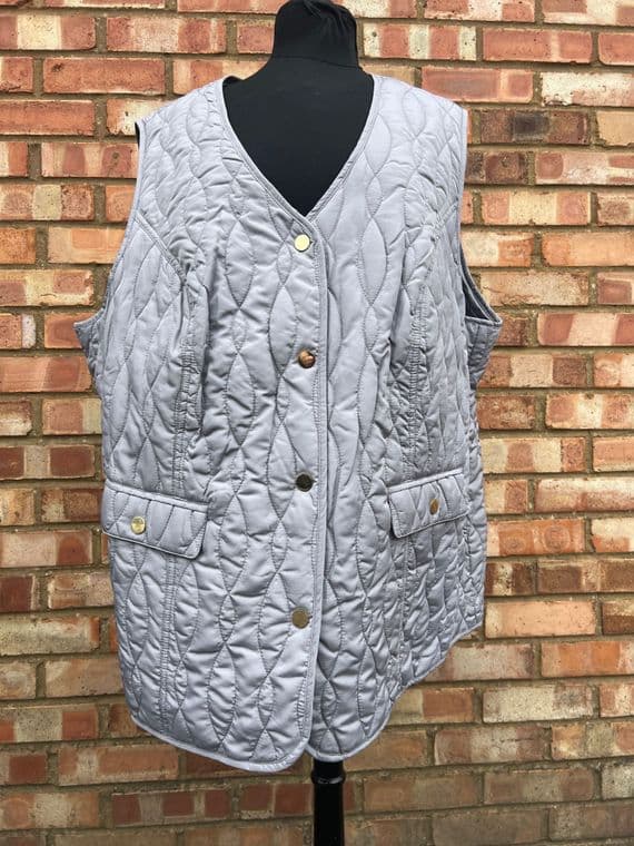 DB701 Diamond Stitched Plus Size Gilet