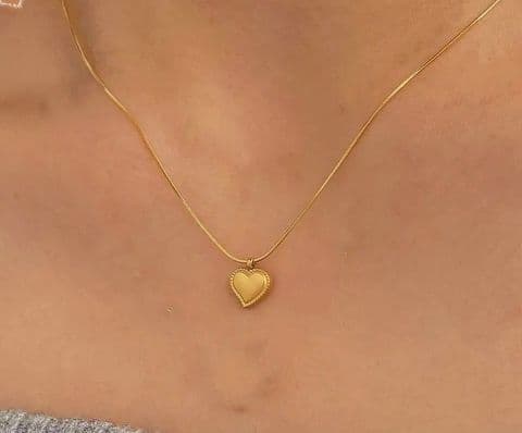 BandS - 16K Real Gold Plated Heart Pendant £14.99