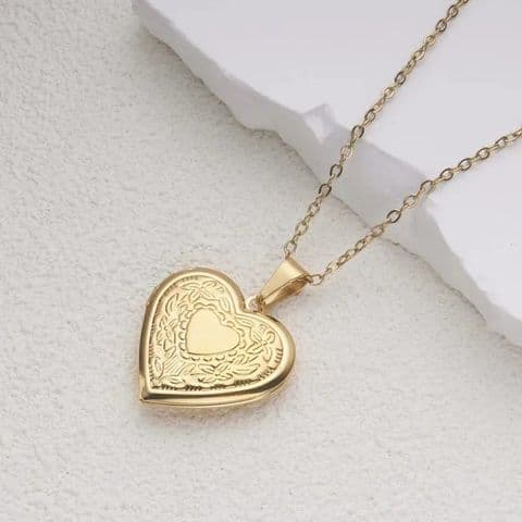 BandS - 18K Gold Plated Heart Shape Locket Pendant  £14.99