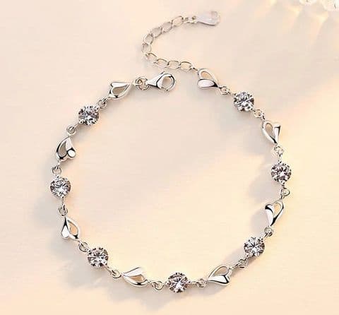 BandS - 925 Silver Plated Sweet Heart Shape Inlay Zircon Bracelet Clear £14.99