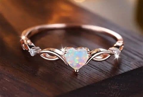 BandS - 925 Sterling Silver Opal Heart Ring £29.95