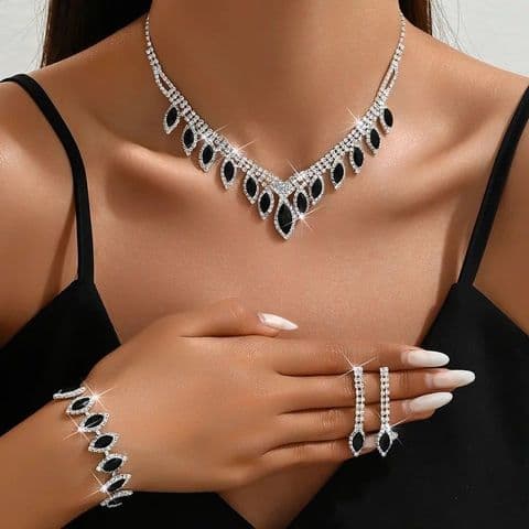 BandS - Black Water Droplet 3 piece necklace set £29.95
