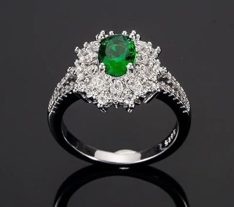 BandS - Emerald Oval Flower Copper Ring £19.99