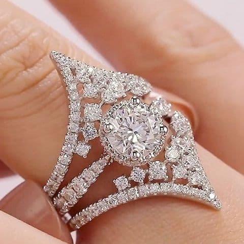 BandS - Large Statement Diamonte Ring £19.99