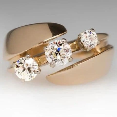 BandS - Offset Band Ring with 3 Rhinstones £14.99