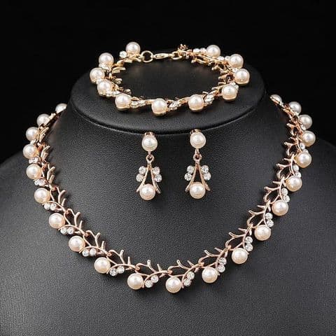 BandS - Pearl Necklace And Earrings £29.95