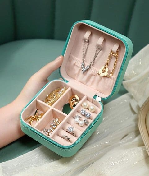 BandS - PU Leather Jewellery Box £14.99
