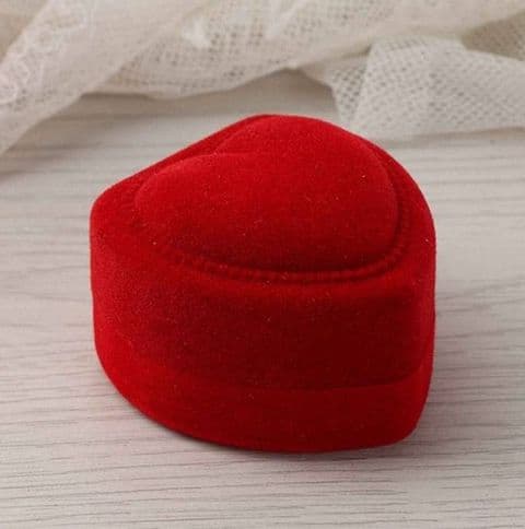 BandS - Red Heart ring box £14.99