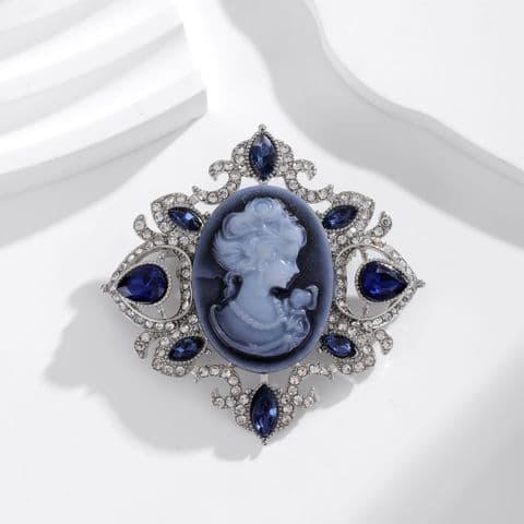 BandS - Retro Zinc Alloy Plating Inlay Rhinestones Cameo Broach £29.95