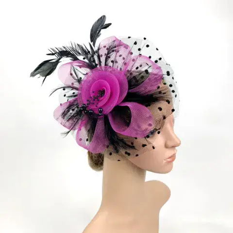 BandS - Rose Red Black Facinator