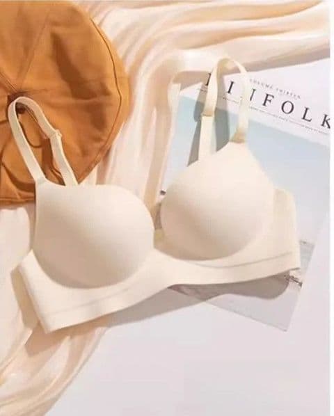 BandS - Seamless Non Wired T.Shirt Bra in nude Champagne Colour